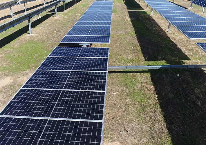 foto noticia Iberdrola pone en marcha en Extremadura ‘Francisco Pizarro’, la planta fotovoltaica más grande de Europa.